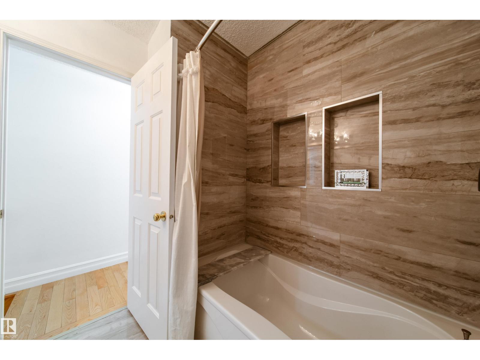 18007 57 AV NW - 21