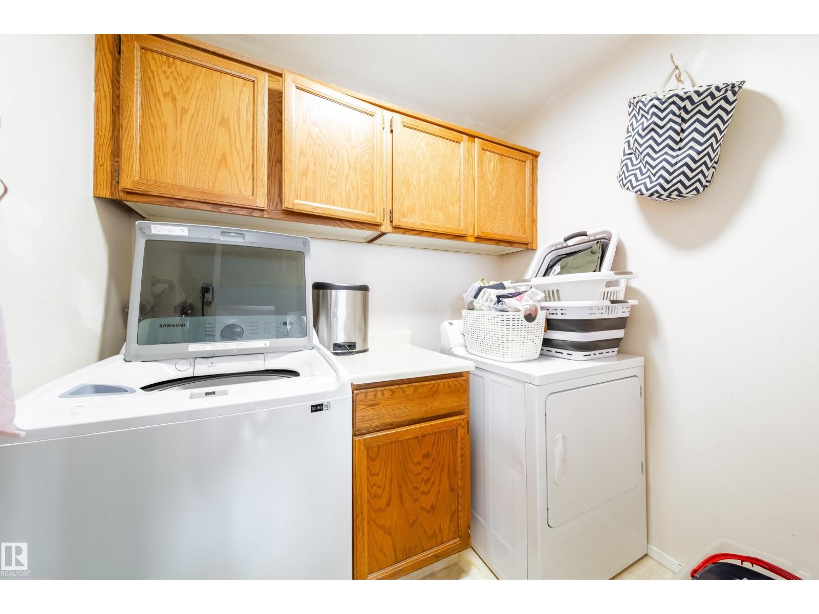 18007 57 AV NW - 37