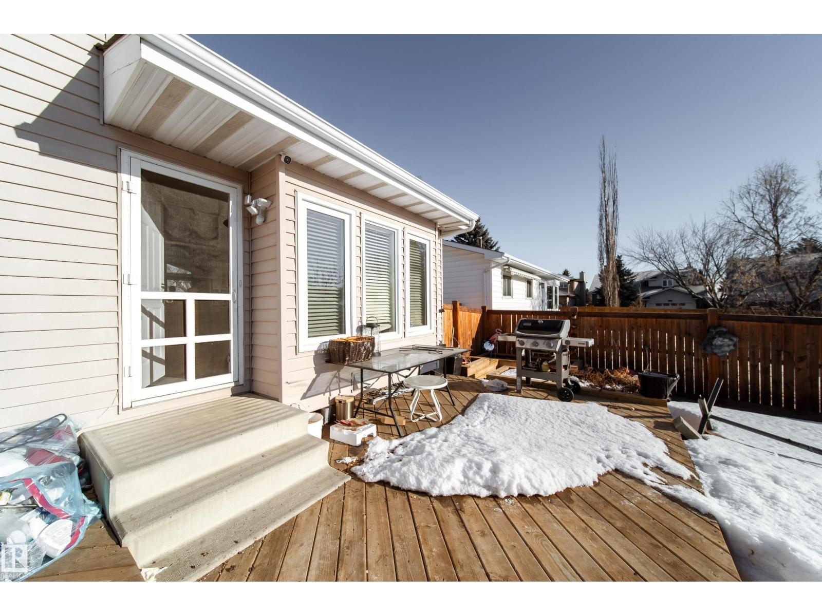 18007 57 AV NW - 47