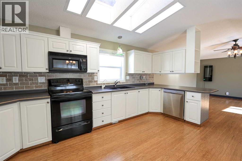 4915 Doncaster Avenue, Red Deer