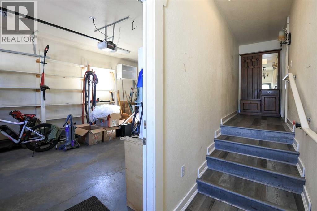 4915 Doncaster Avenue, Red Deer