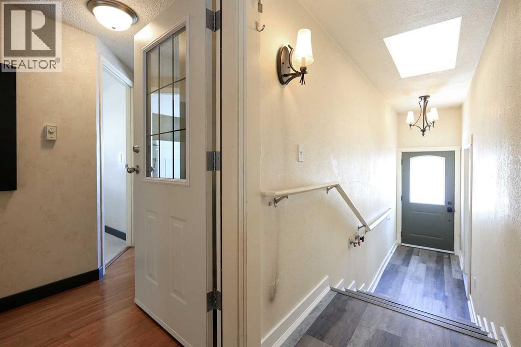 4915 Doncaster Avenue, Red Deer