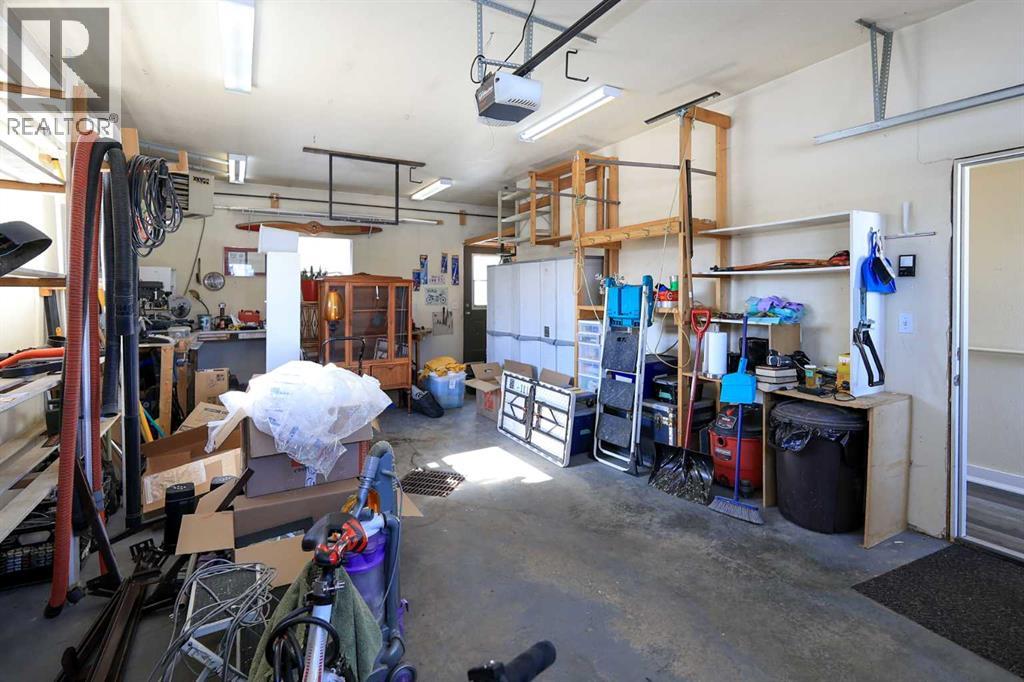 4915 Doncaster Avenue, Red Deer