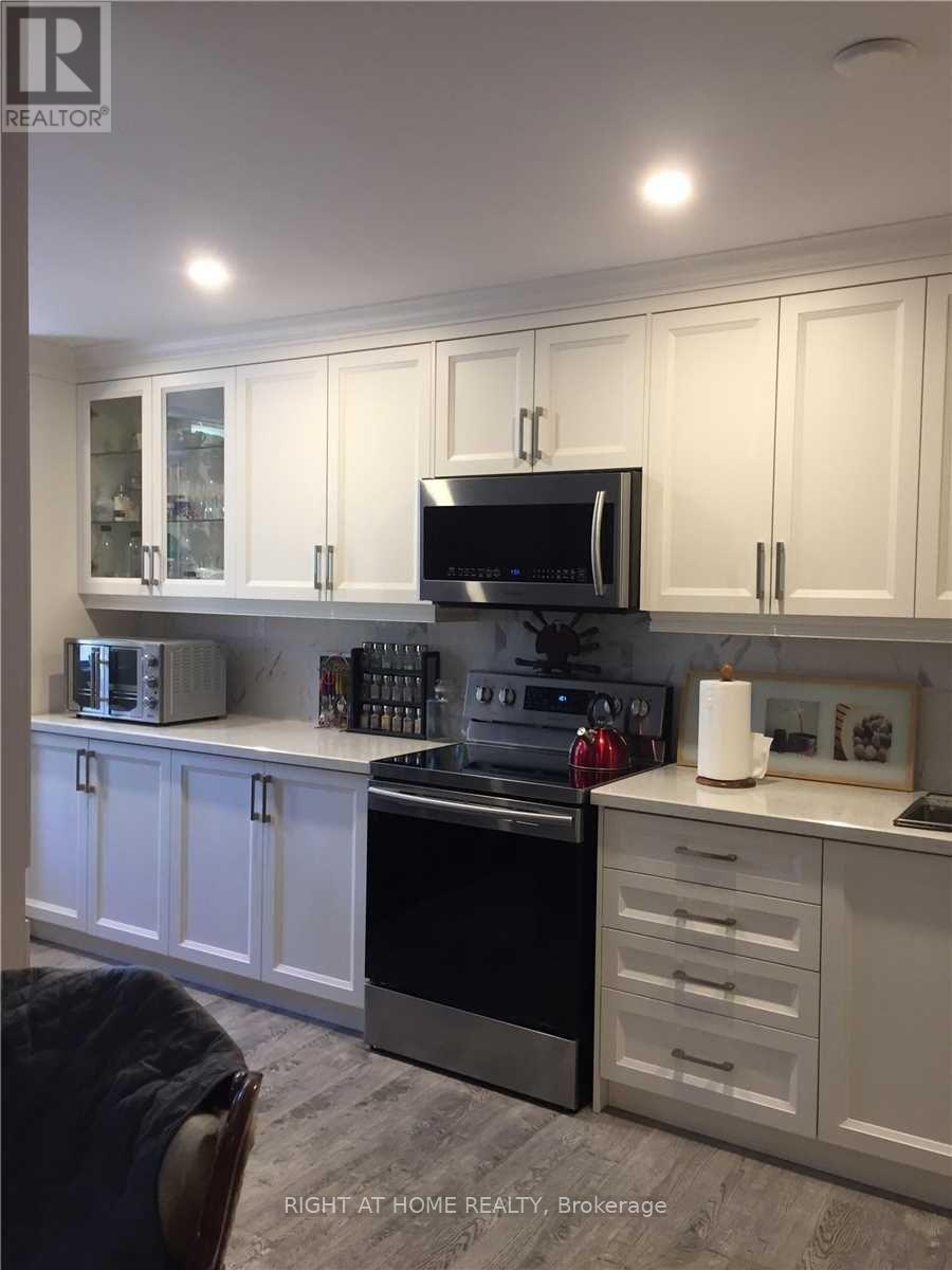 208 - 100 DUNDALK DRIVE