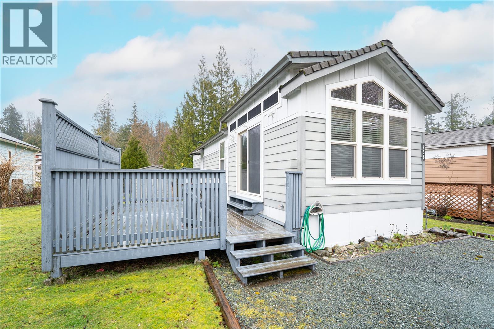 #256 3042 River Rd - 1