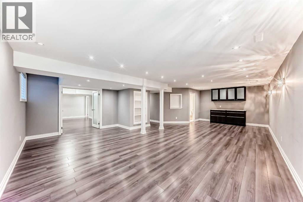 Single Family House for Sale in  Aspenshire Drive SW Aspen Woods Calgary 