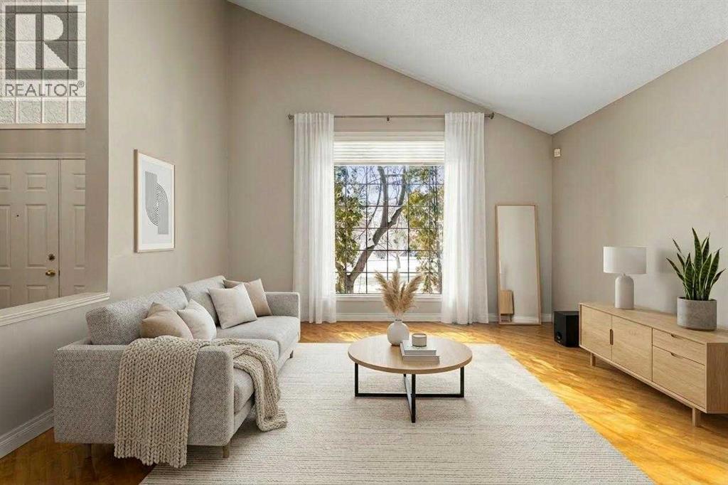 Single Family House for Sale in  Sienna Hills Drive SW Signal Hill Calgary 