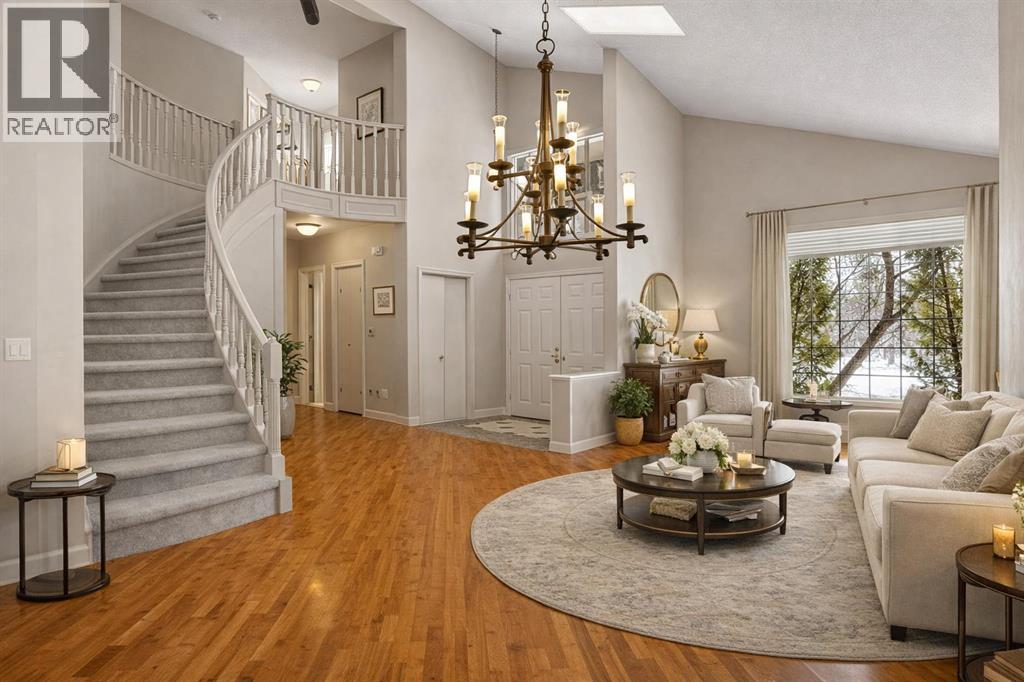 Single Family House for Sale in  Sienna Hills Drive SW Signal Hill Calgary 