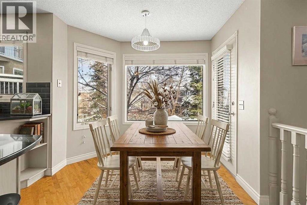 Single Family House for Sale in  Sienna Hills Drive SW Signal Hill Calgary 