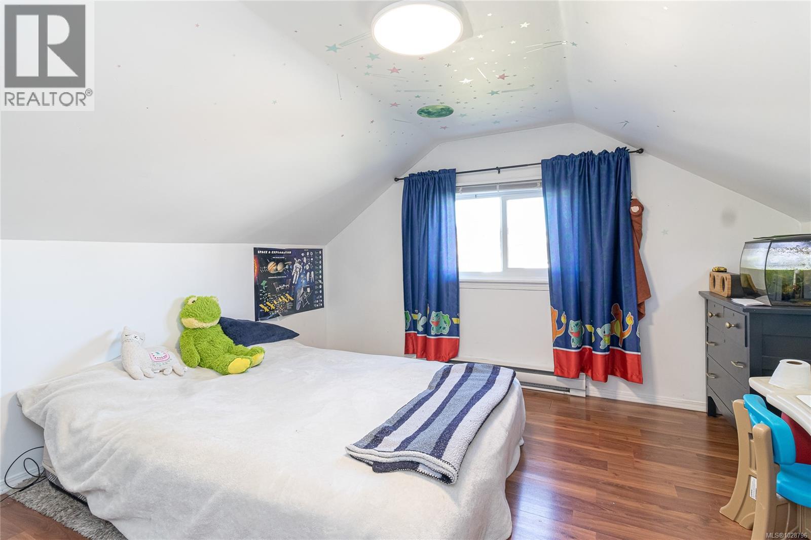 176 Regina Ave - 13
