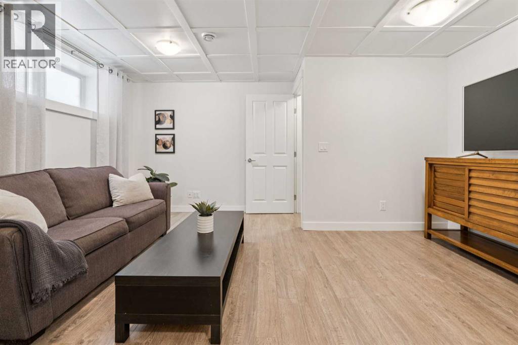 339 Fireside Place, Cochrane