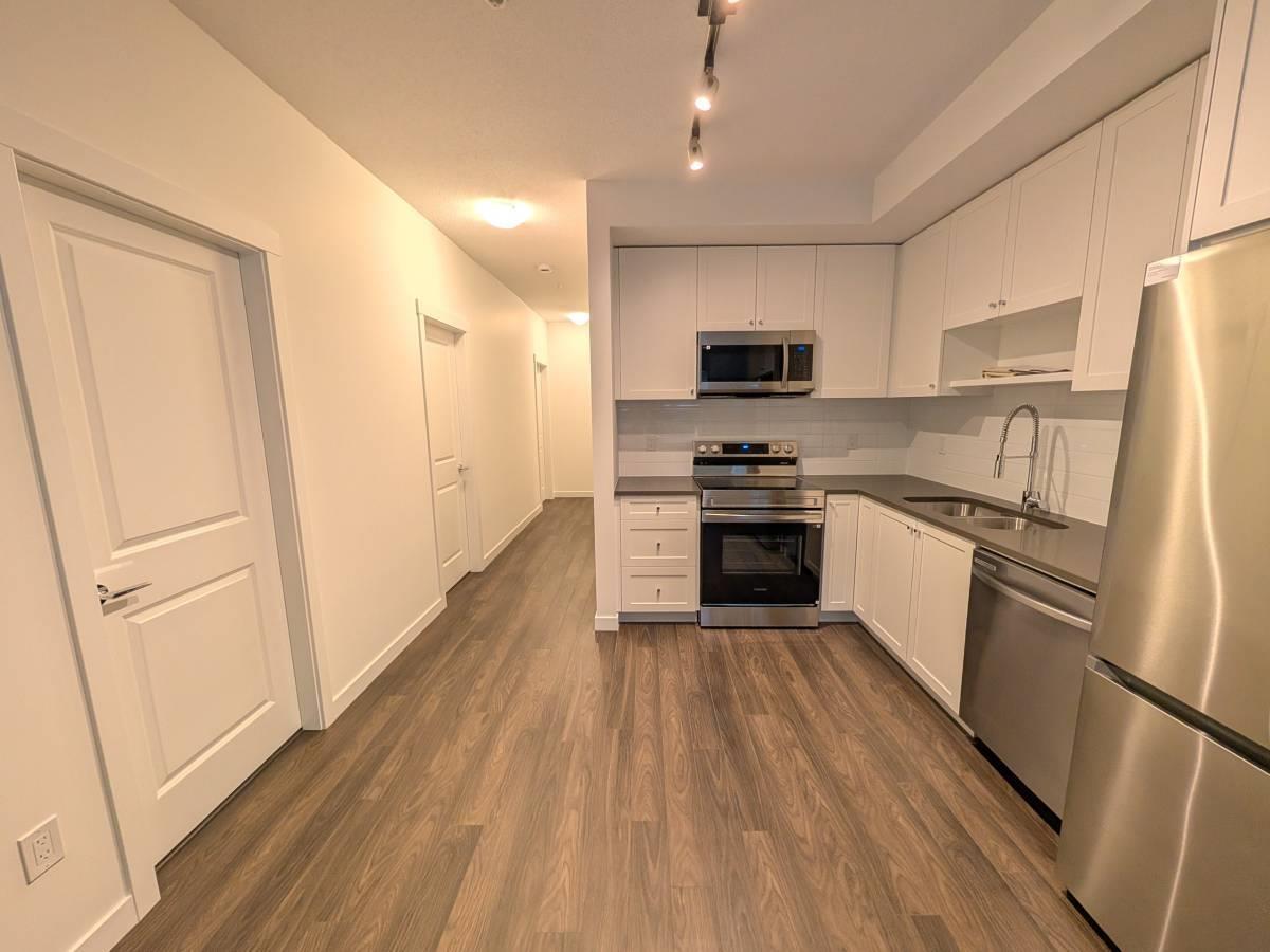 2 Bed, 2 Bath House for Rent in Surrey – 15777 85 AVE, Surrey - Image 11