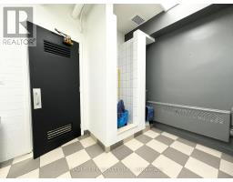 Lower - 901 Yonge Street, Toronto, ON M4W2H2 Photo 10