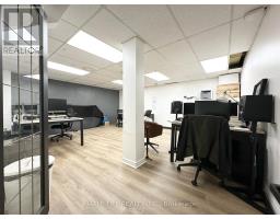 Lower - 901 Yonge Street, Toronto, ON M4W2H2 Photo 21