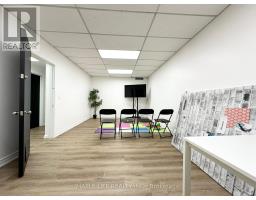 Lower - 901 Yonge Street, Toronto, ON M4W2H2 Photo 6