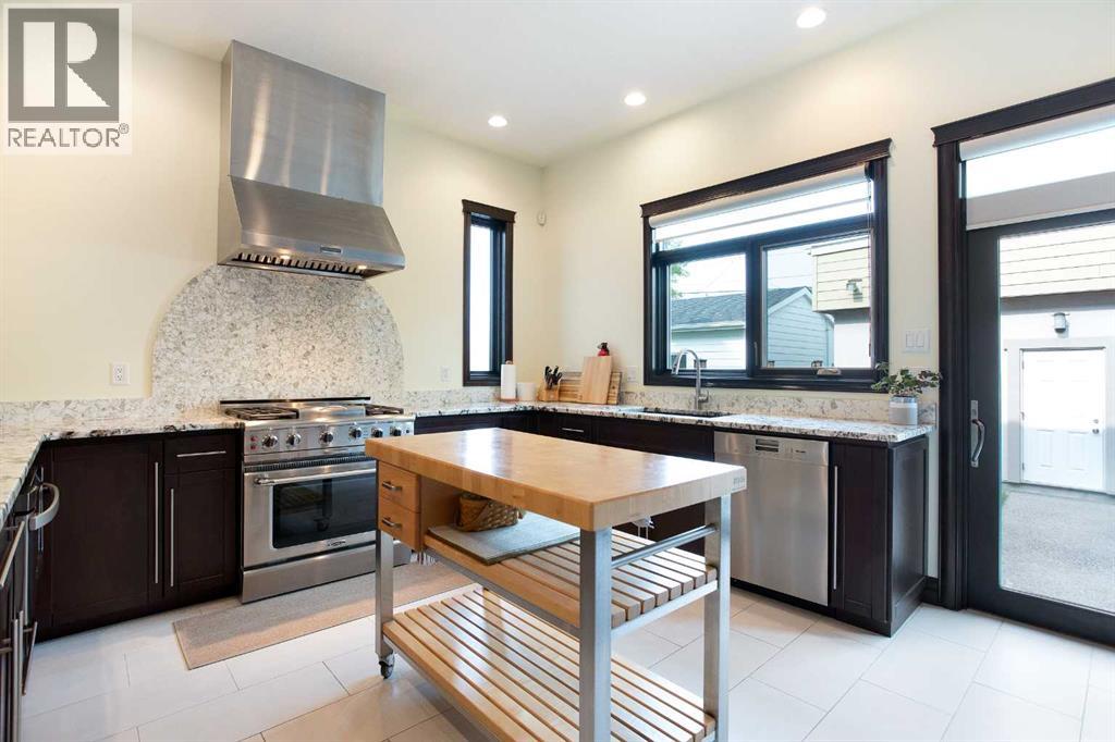 Single Family House for Sale in  A Street NW Parkdale Calgary 