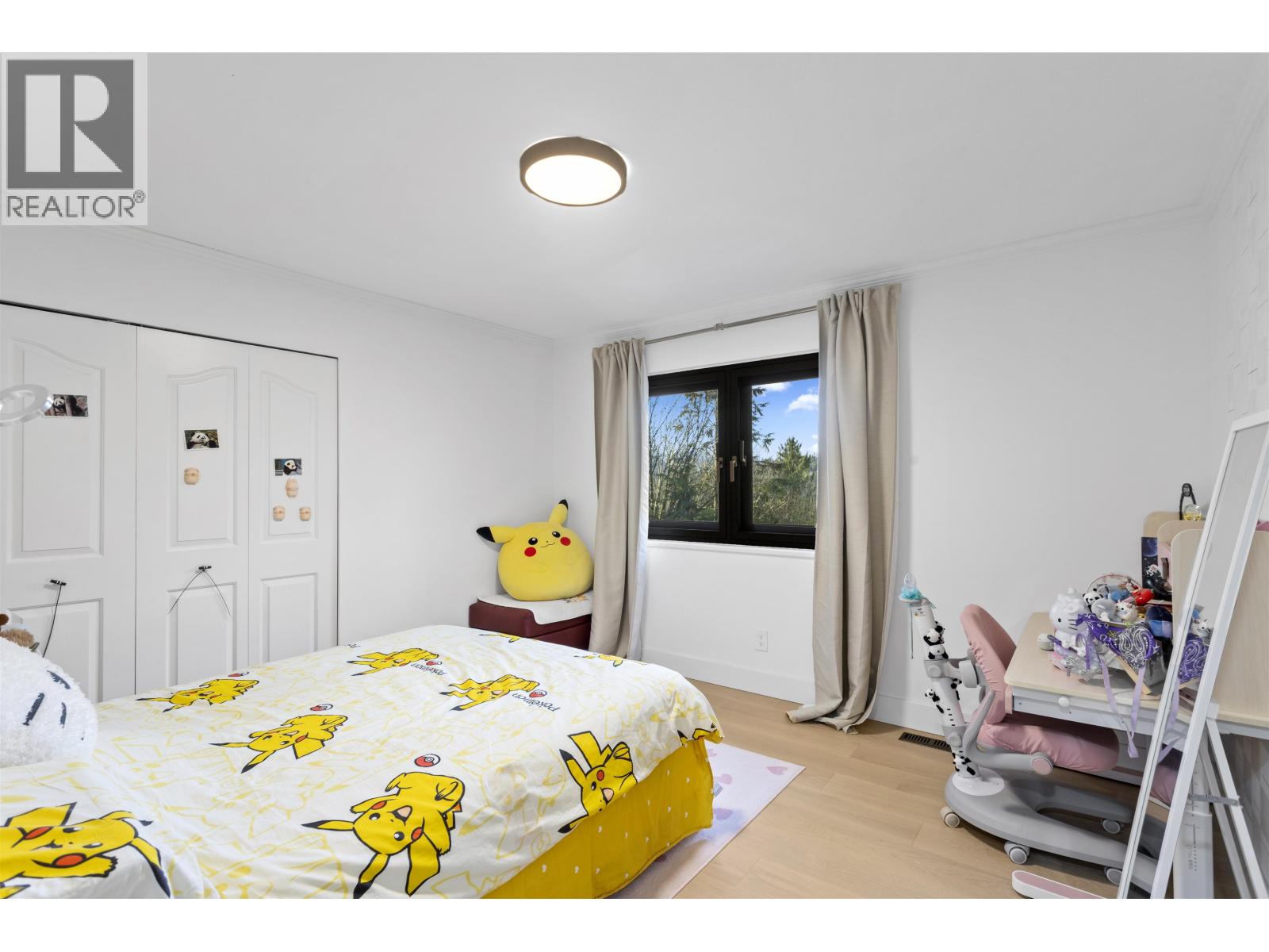 5485 KEITH ROAD, West Vancouver