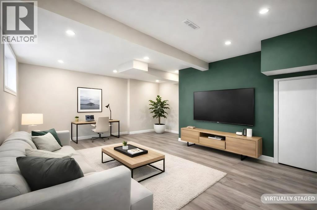 Single Family House for Sale in  Erin Grove Close SE Erin Woods Calgary 