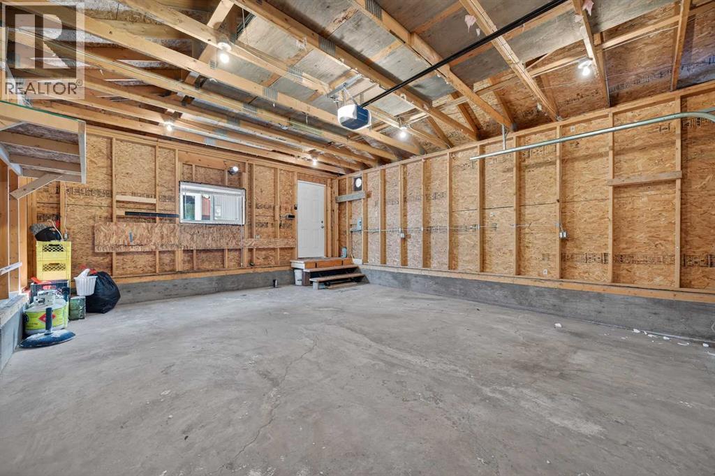 Single Family House for Sale in  Erin Grove Close SE Erin Woods Calgary 