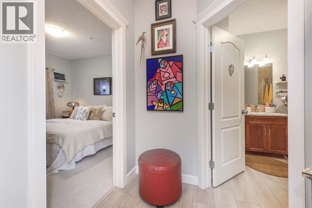 Single Family House for Sale in   Discovery Ridge Close SW Discovery Ridge Calgary 