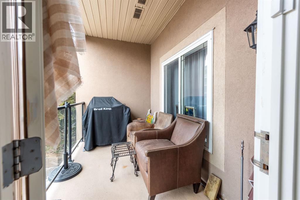 Single Family House for Sale in   Discovery Ridge Close SW Discovery Ridge Calgary 