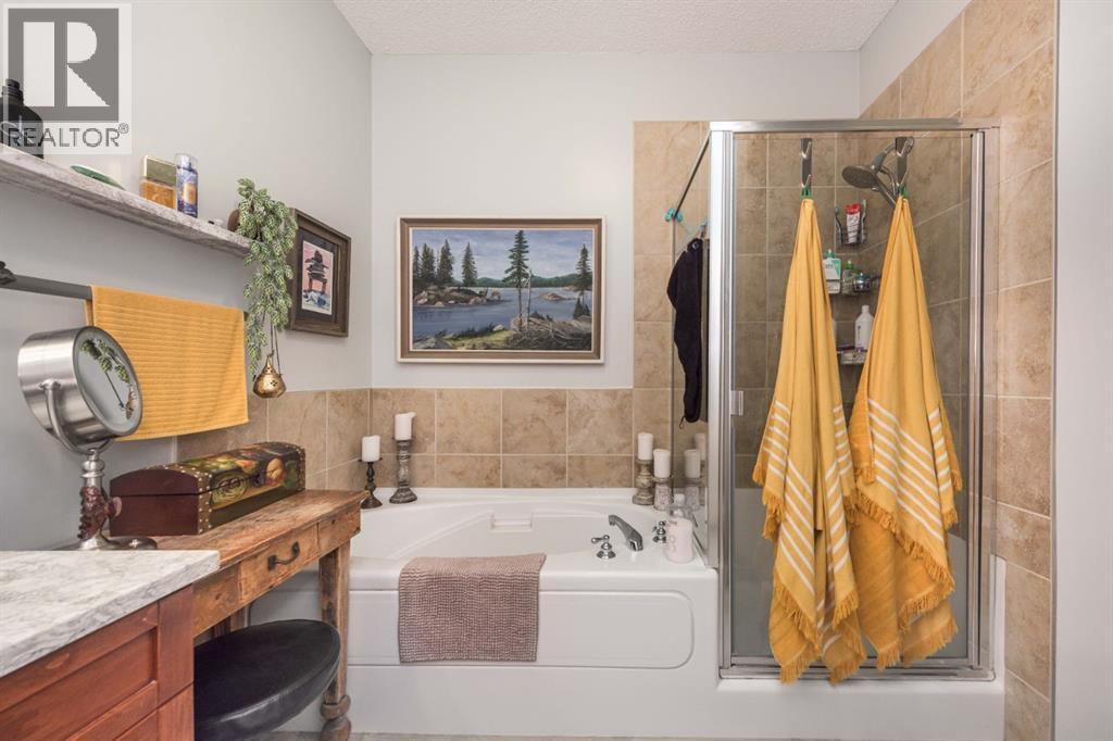 Single Family House for Sale in   Discovery Ridge Close SW Discovery Ridge Calgary 