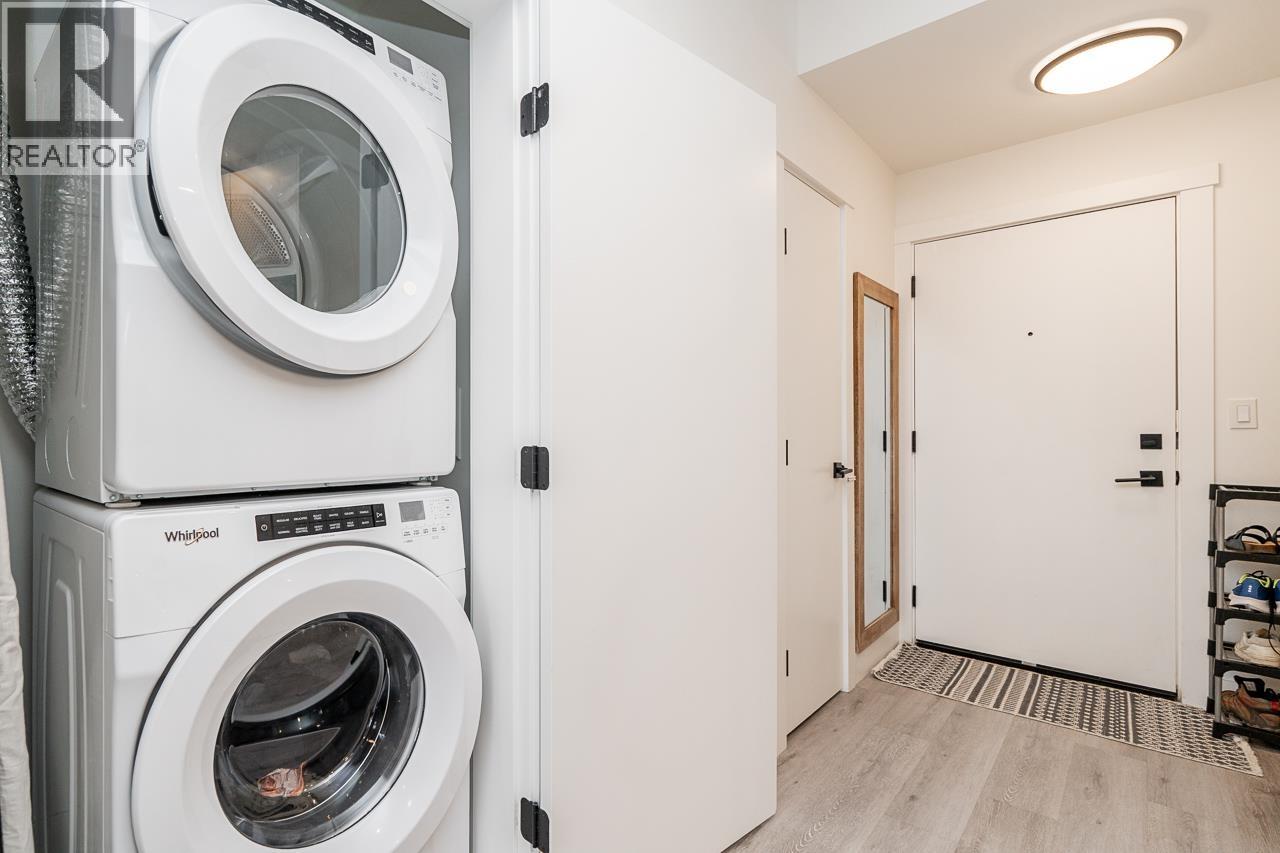 1206 2180 KELLY AVENUE, Port Coquitlam