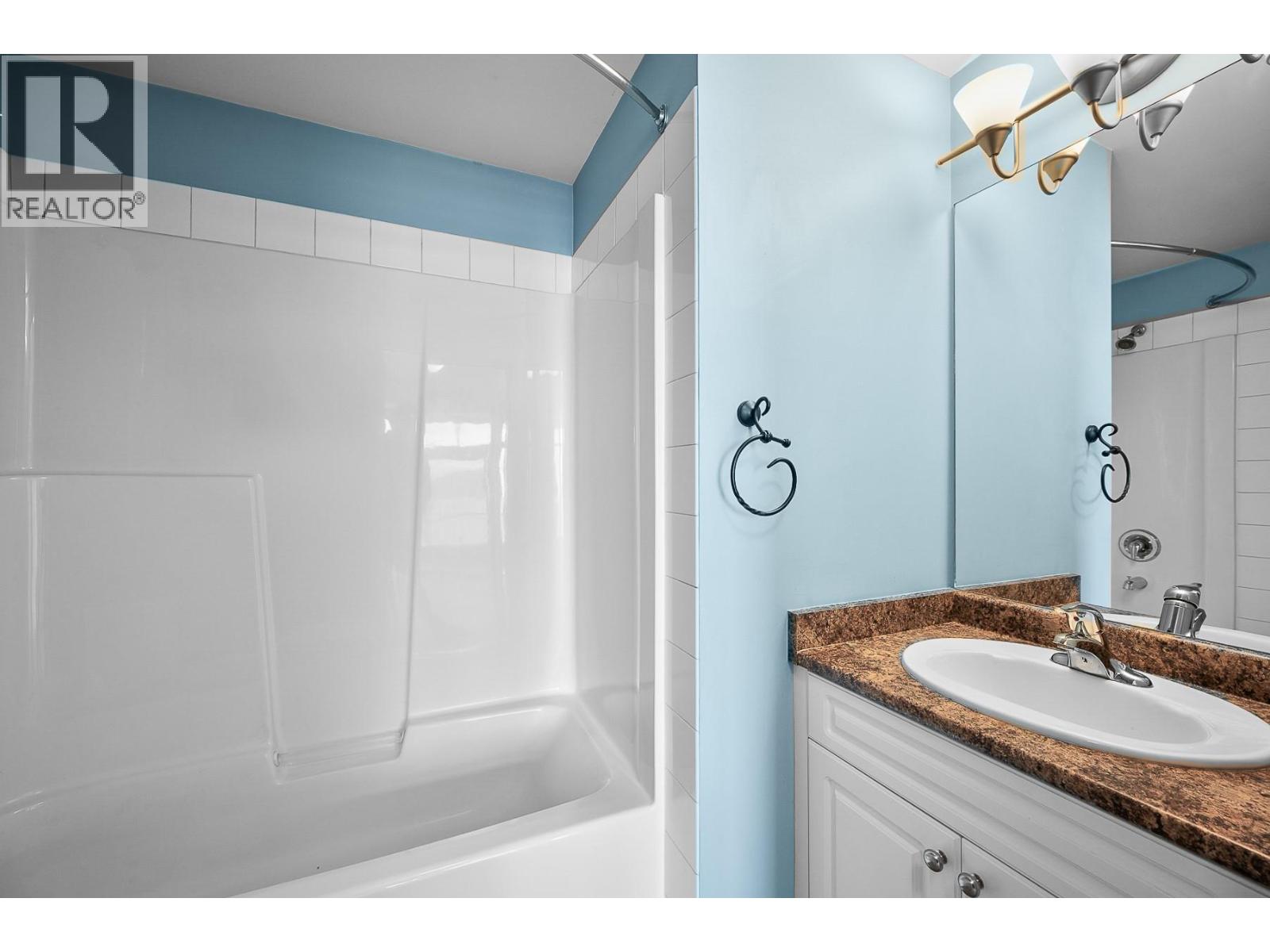 414 3550 Woodsdale Road, Lake Country