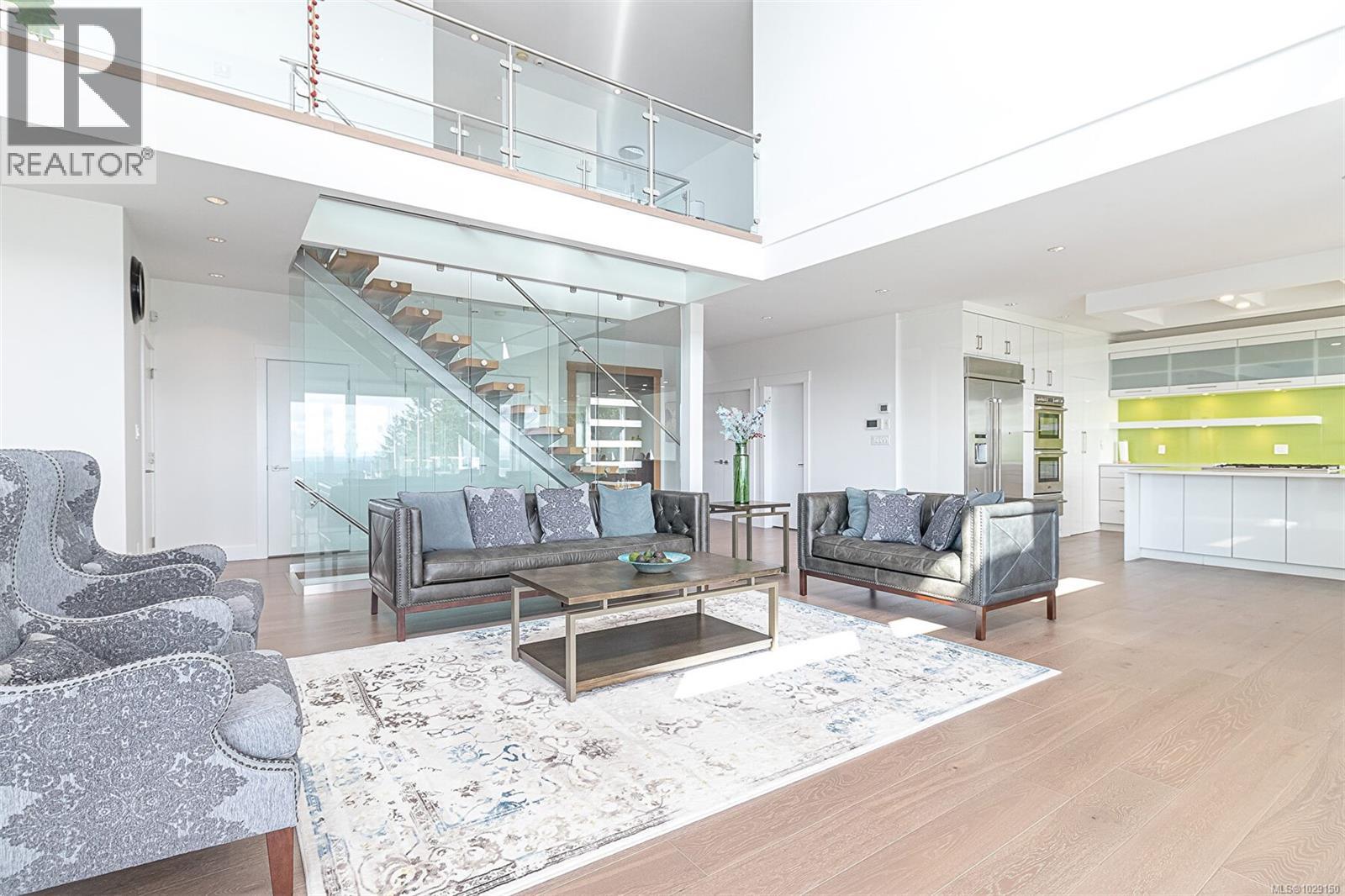 2267 Nicklaus Dr, Langford