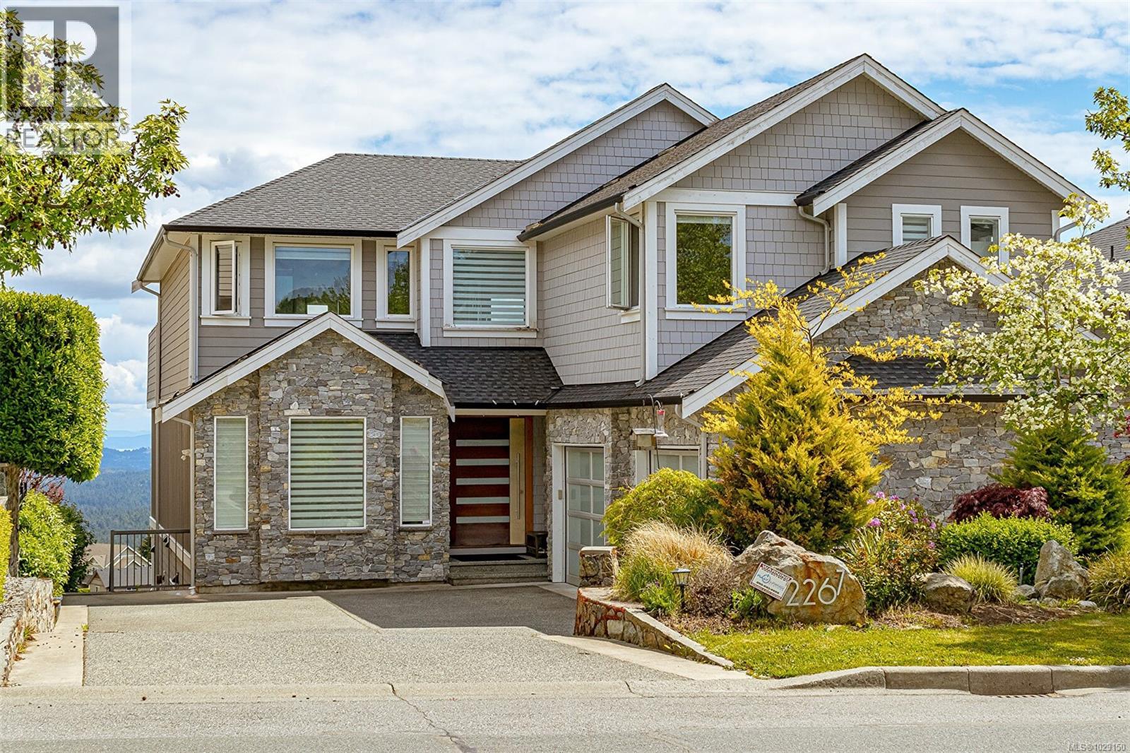 2267 Nicklaus Dr, Langford