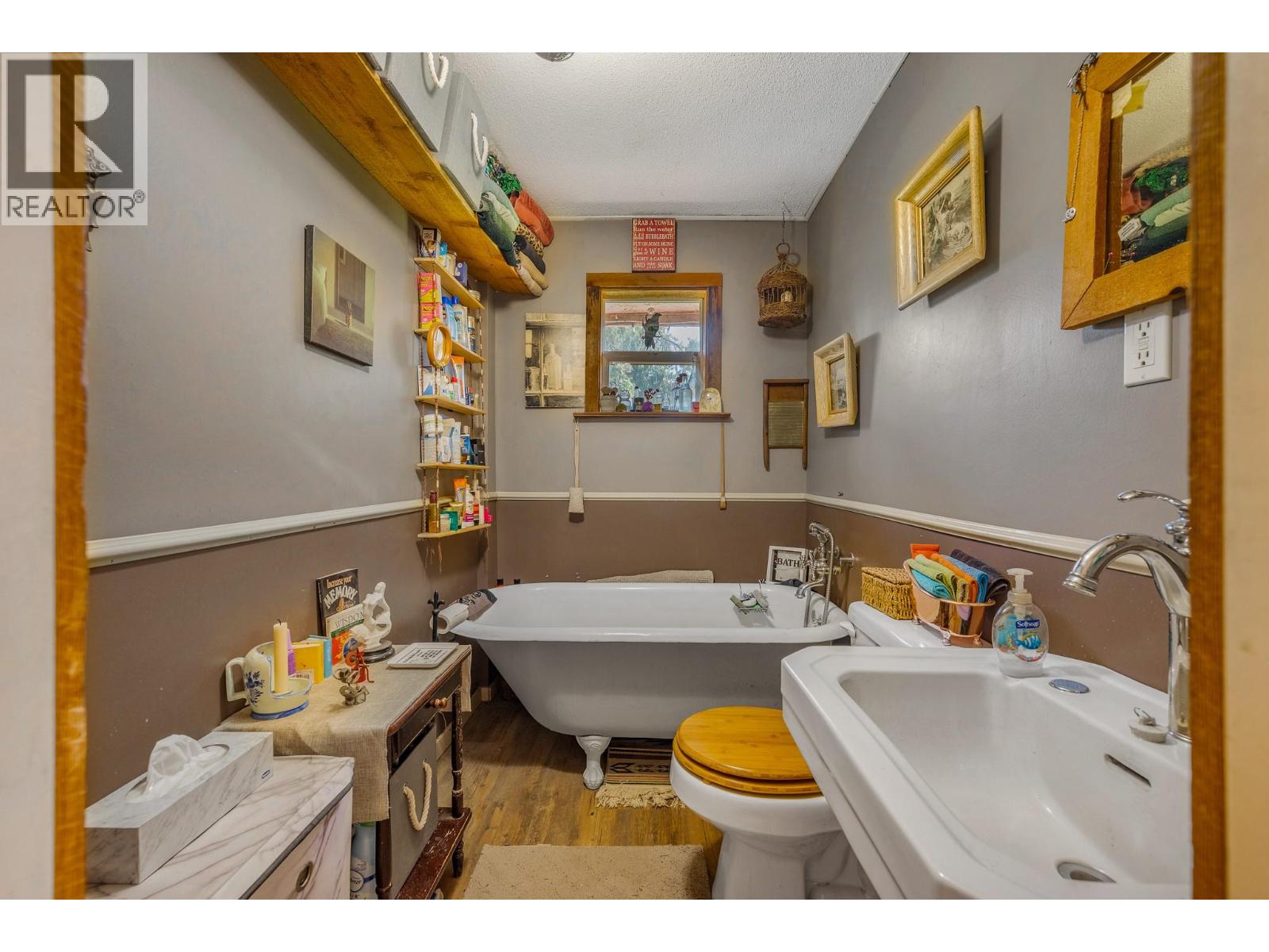 136 97B Highway - 8