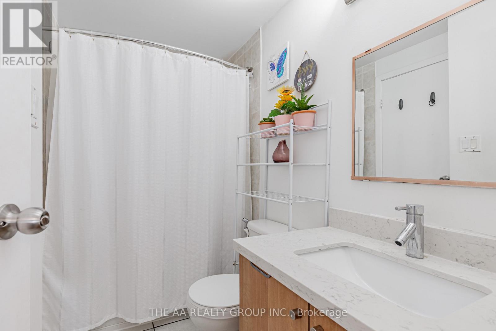 #20 50 BRIDLETOWNE CIRCLE - 20