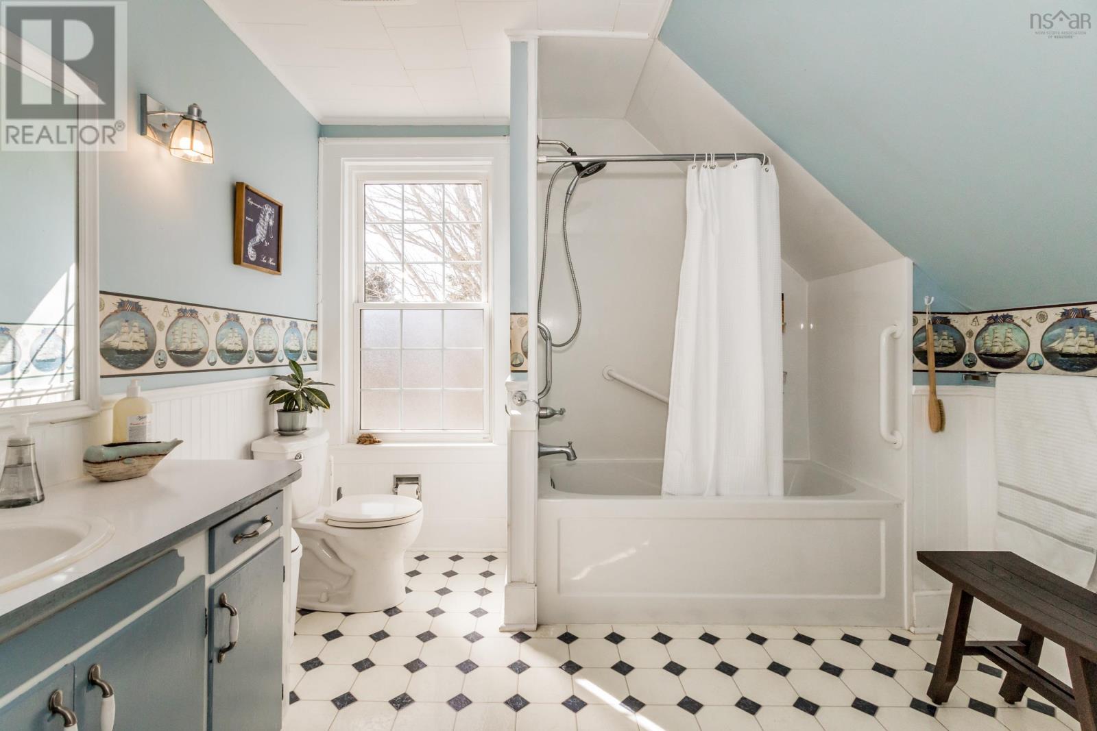 Property 35 of 47 of 1303 Highway 201