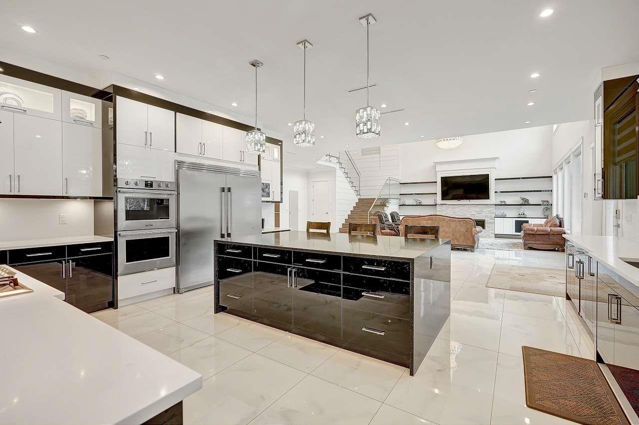 8 Bed, 10 Bath House for Sale in Mission – 31733 KENNEY AVENUE, Mission – MLS# R3100239 - Image 15