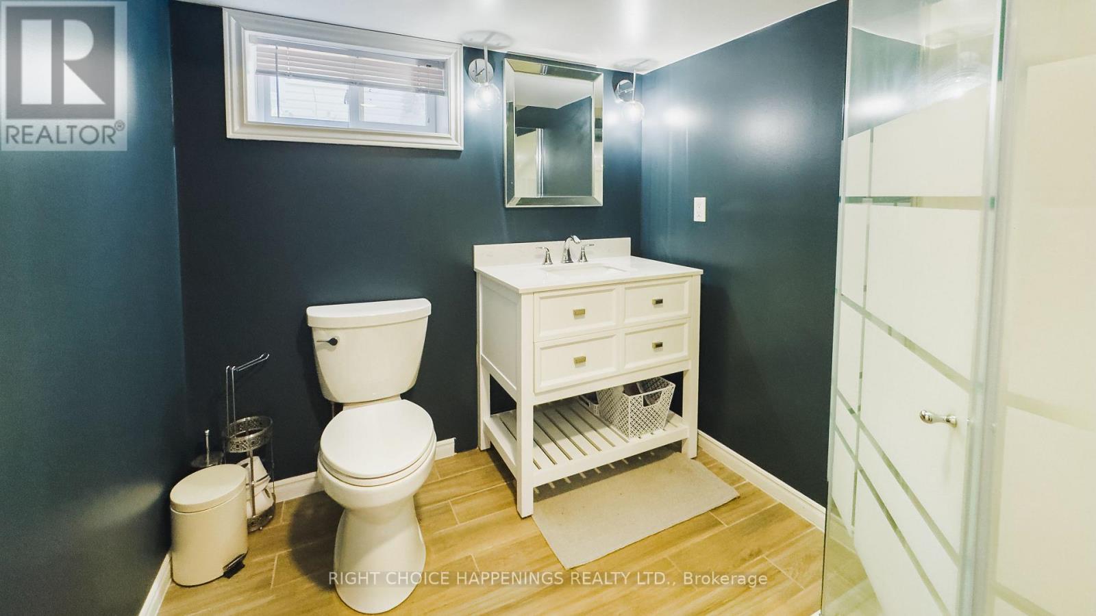 23 HEYWOOD AVENUE - 17