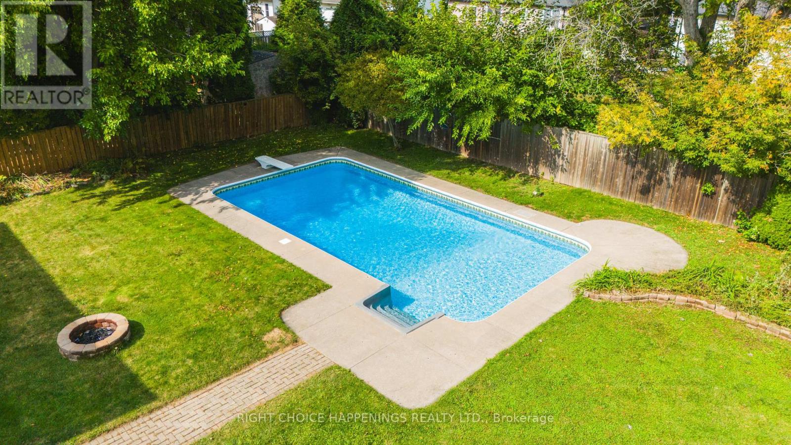 23 HEYWOOD AVENUE - 21