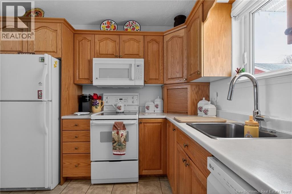 83 Robichaud Street - 12