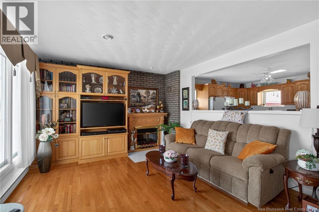 83 Robichaud Street - 15