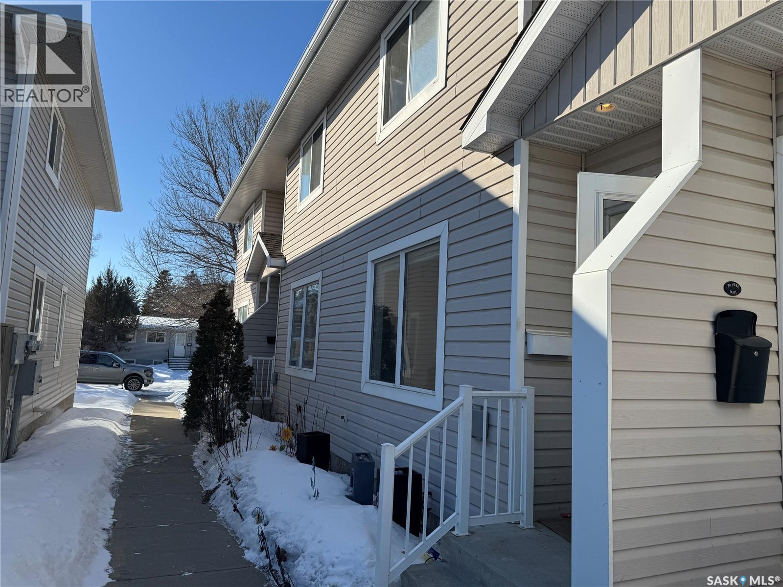 #2 802 K AVENUE N - 4