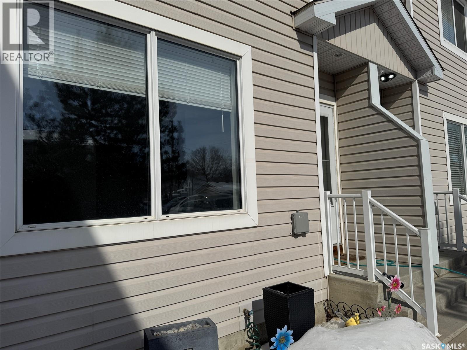 #2 802 K AVENUE N - 5