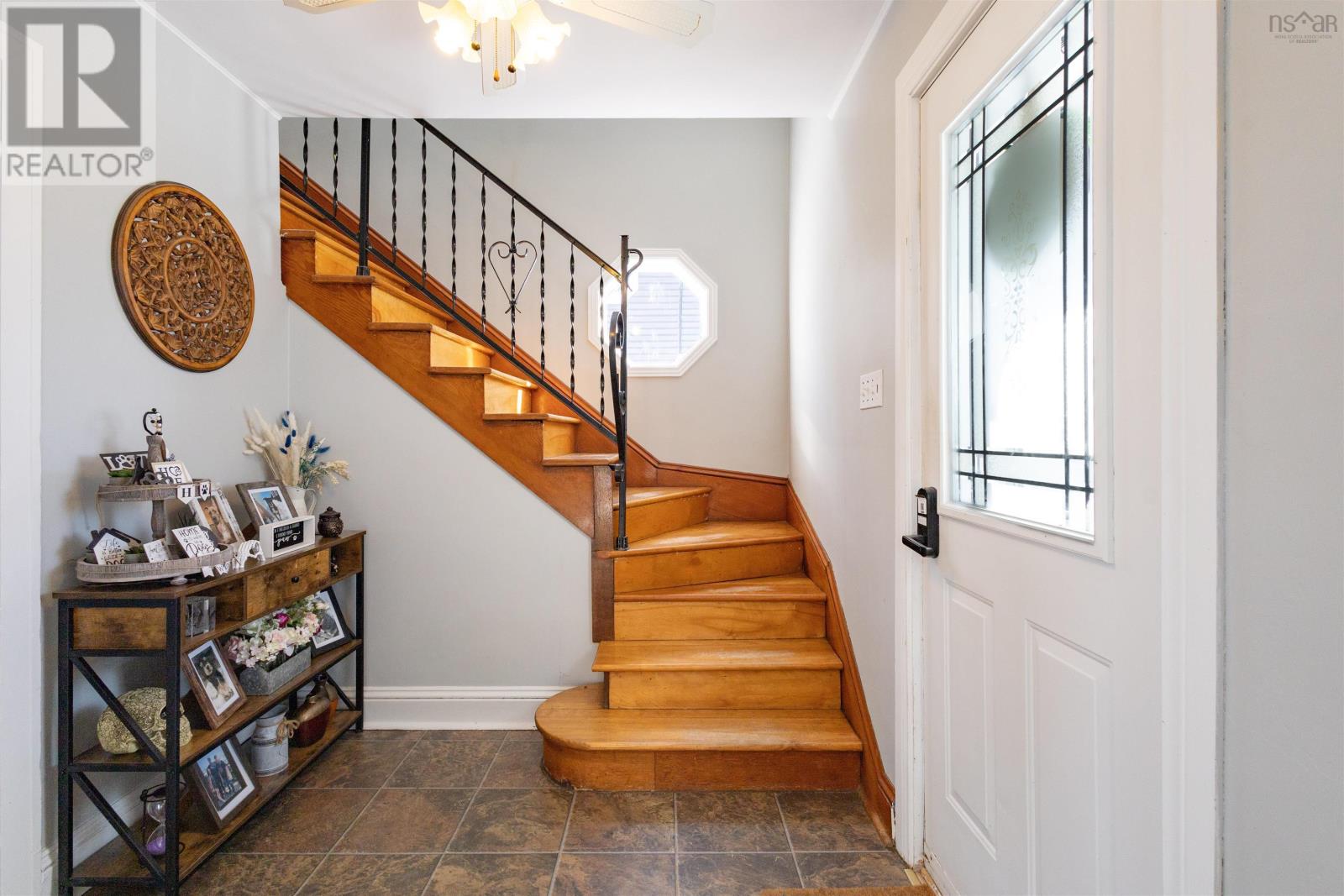 Property 17 of 46 of 31 Hillcrest Street