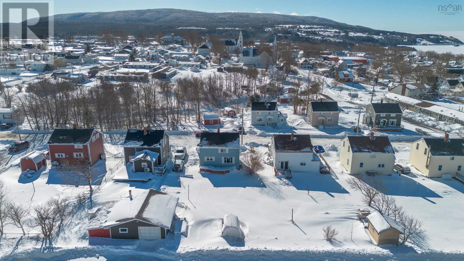 Property 35 of 46 of 31 Hillcrest Street