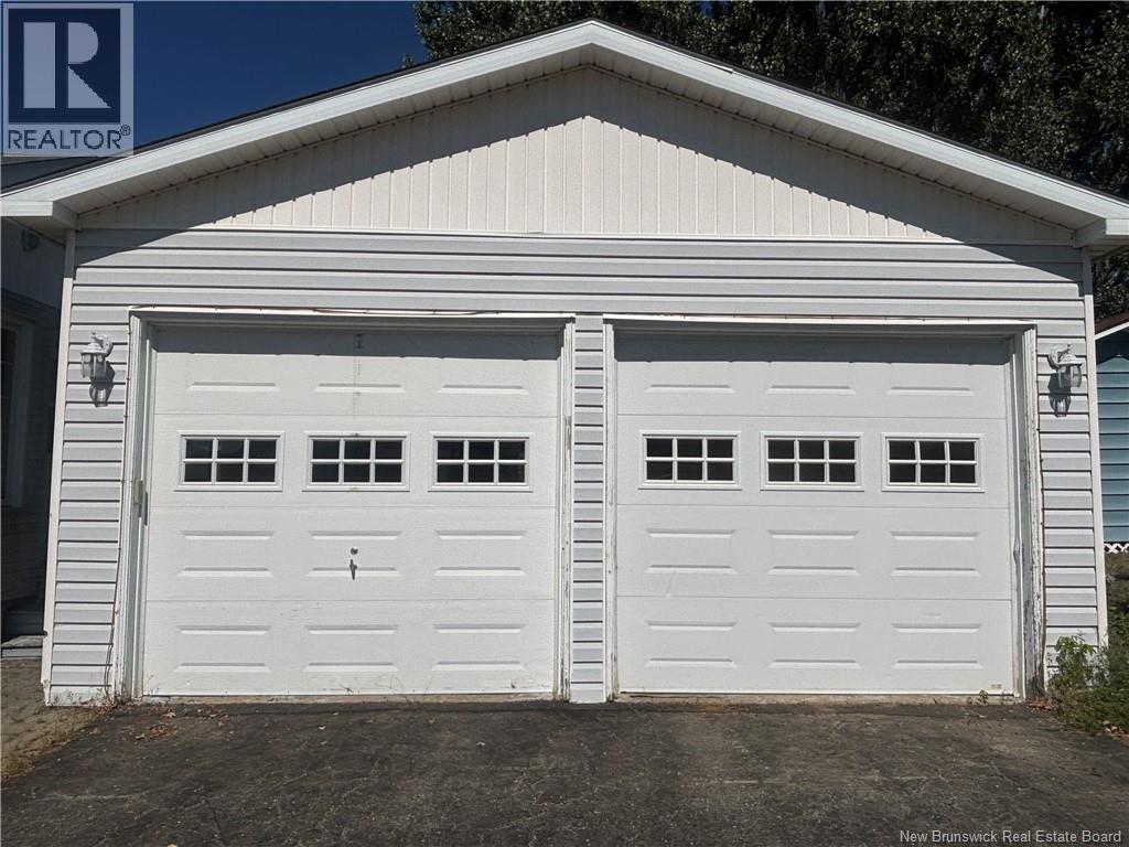 1610 ST PETER AVENUE - 11