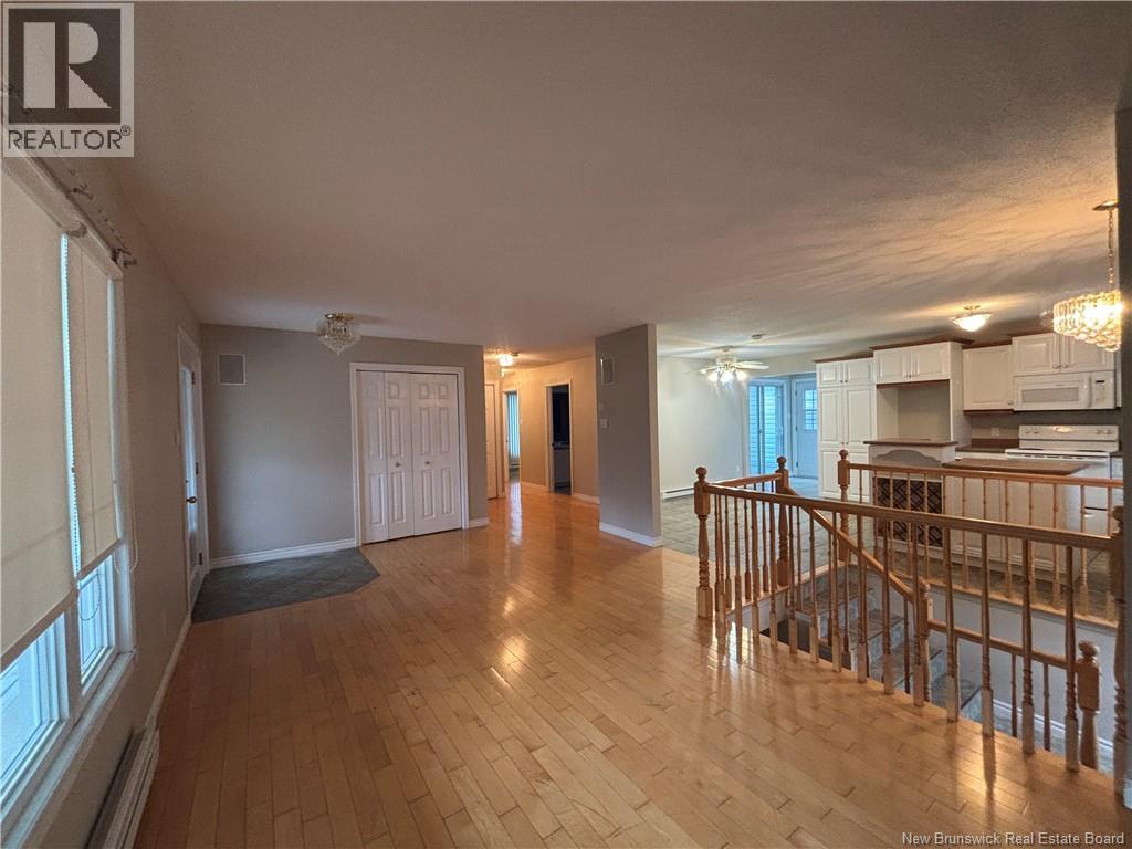 1610 ST PETER AVENUE - 17