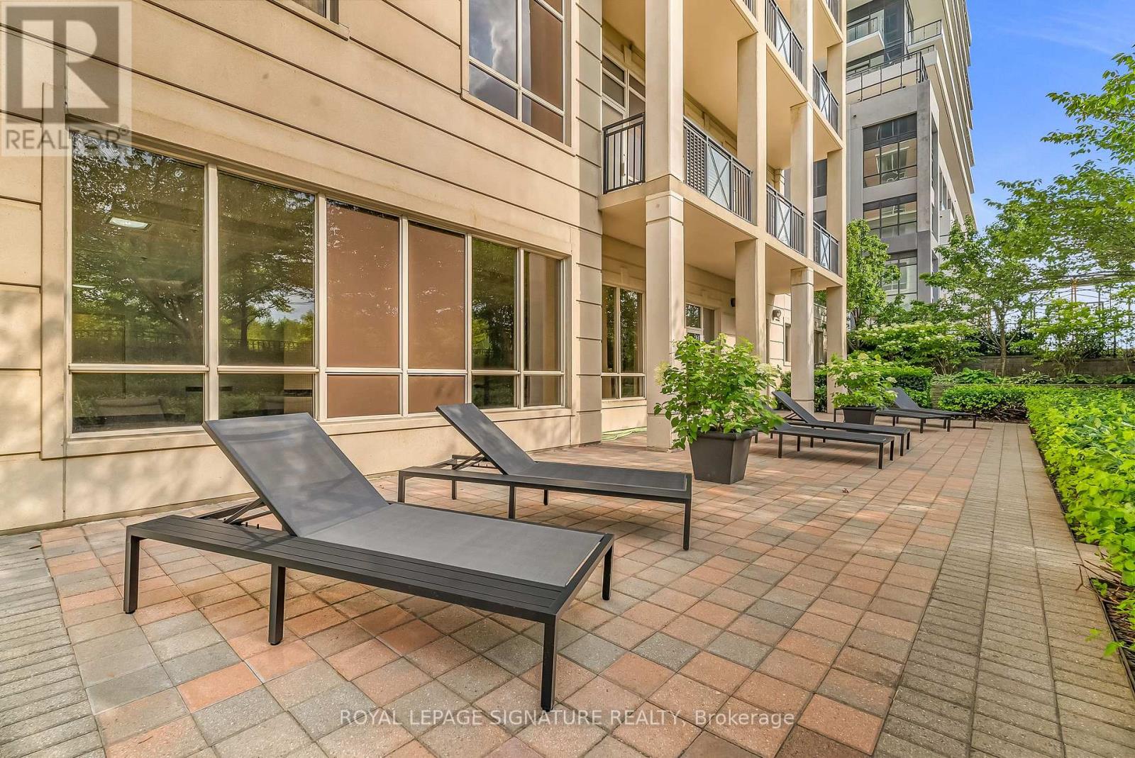 #905 1101 LESLIE STREET - 35