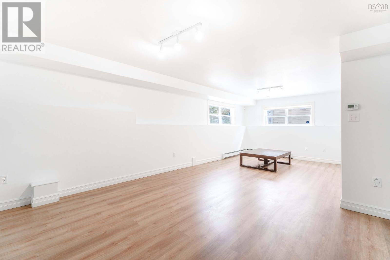 Property 42 of 49 of 15 Kingsbury Way