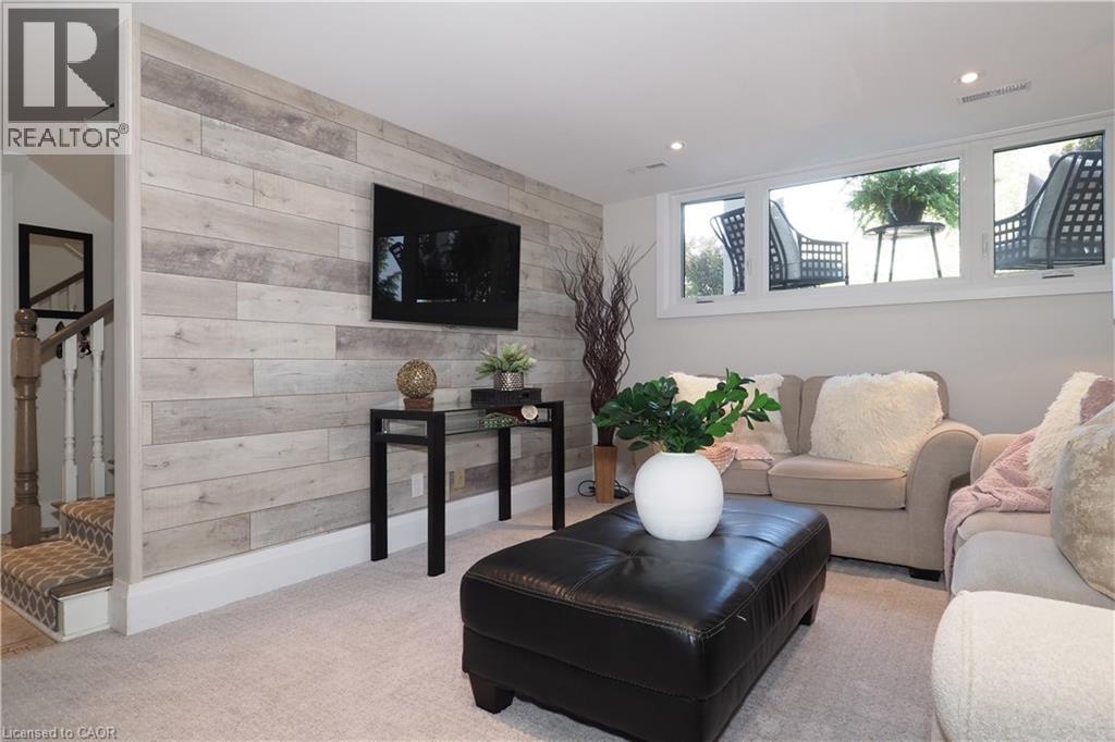 76 FLAXMILL DRIVE - 25