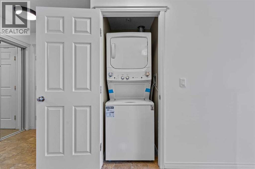 Single Family House for Sale in    Street SW Sunalta Calgary 