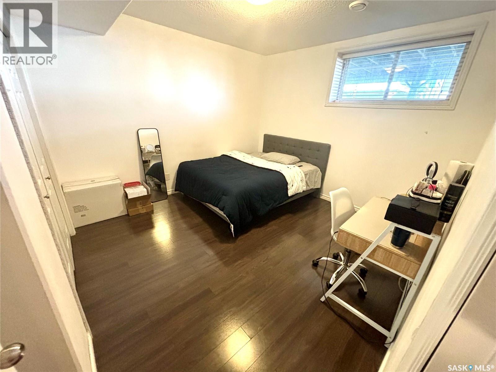 Single Family House 2 Level for Sale in  Atton CRESCENT Saskatoon 