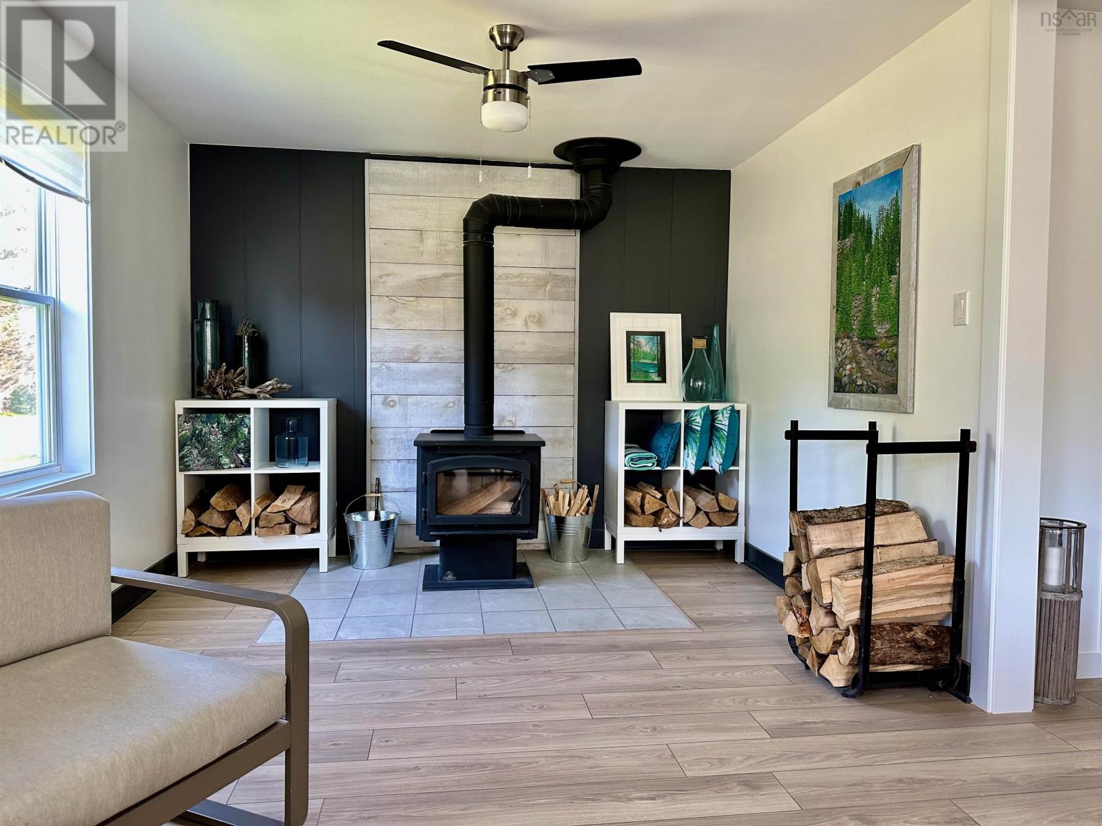 Property 7 of 39 of 15498 Highway 3 Highway